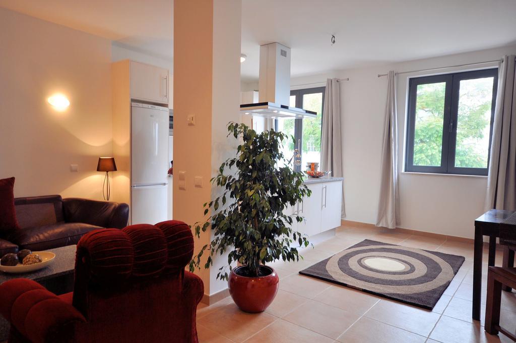Perola Branca Apartment Lagos Room photo